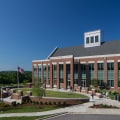 What is the Faculty to Student Ratio at Architecture Institutes in Franklin, TN?